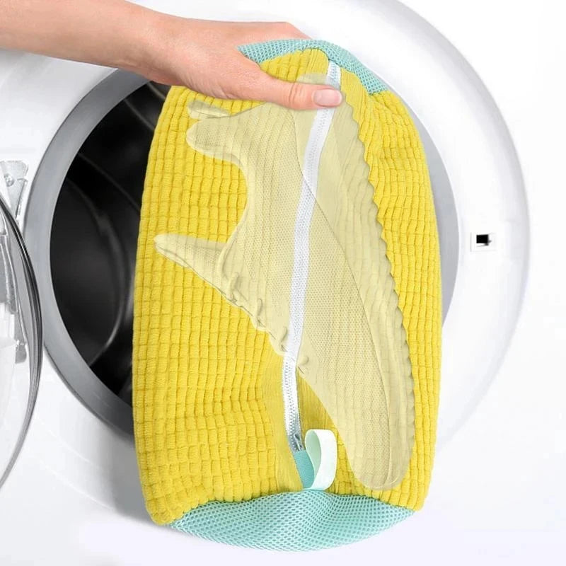 1 or 2-Pack Cotton Shoe Laundry Bags – Durable, Anti-Deformation Wash Nets with Fluffy Fiber Protection.