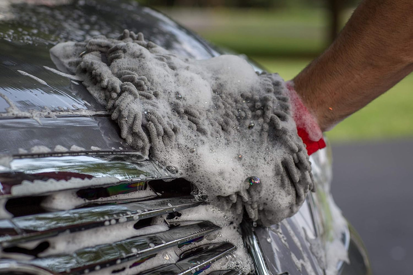 Premium Chenille Car Wash Mitt - Scratch & Lint Free