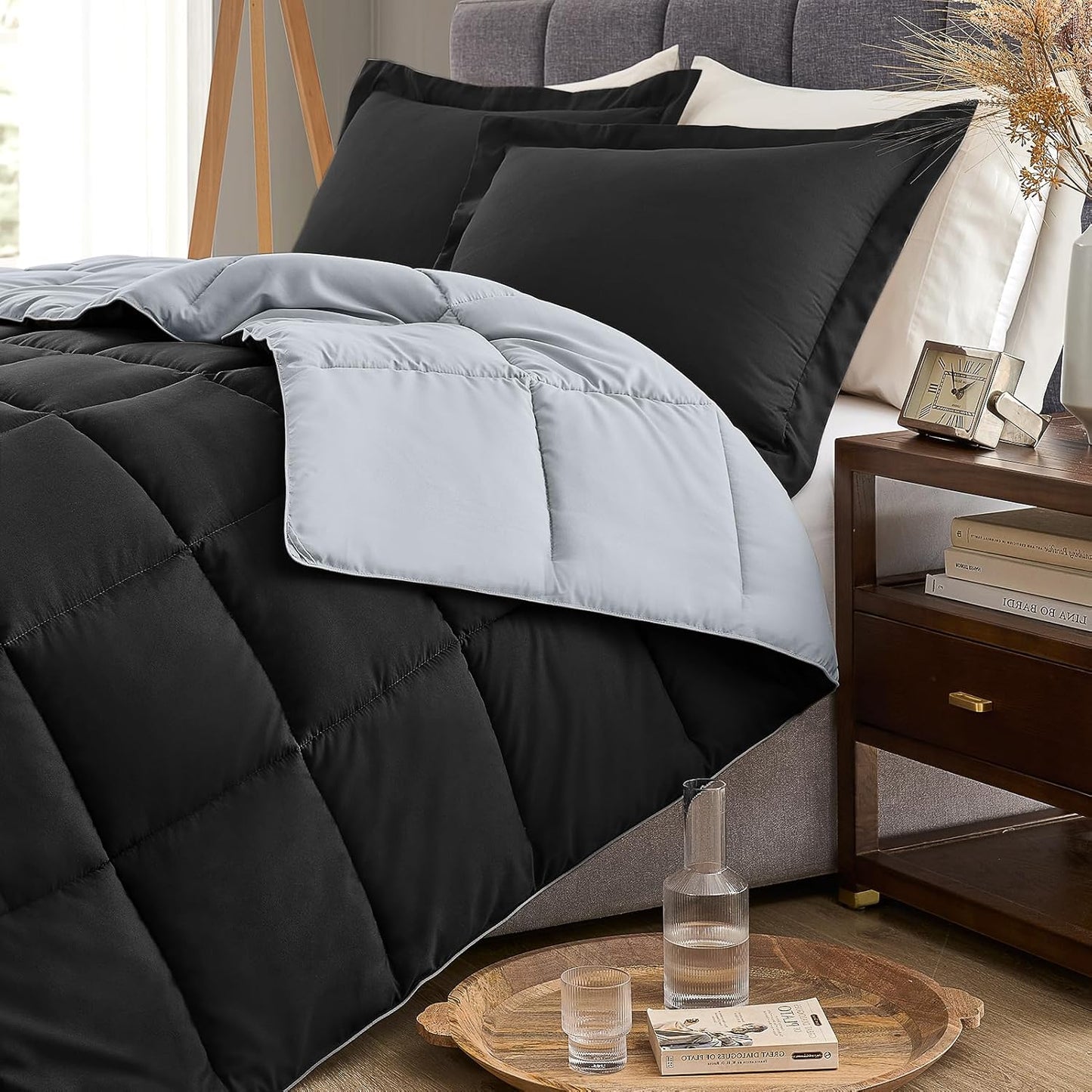 King Size Reversible Comforter Set – 3-Piece Black & Light Grey All-Season Bedding with 2 Shams
